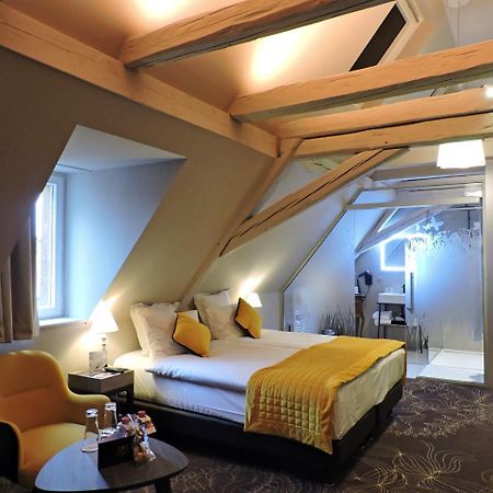 Hotel Restaurant L'Orchidee Ensisheim Esterno foto